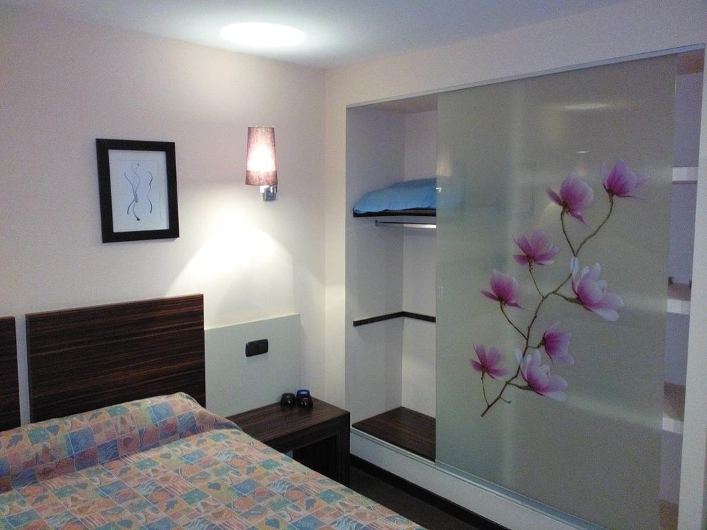 Hostal - Restaurante Asador Esperanza 우에스카 객실 사진